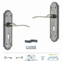 M7K20 - 3 Lever Lockset Ballerina 8